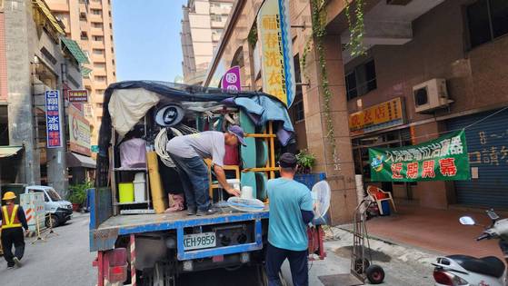 雲林縣斗六市搬遷至高雄市三民區