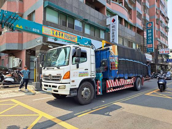 雲林縣斗六市搬遷至高雄市三民區