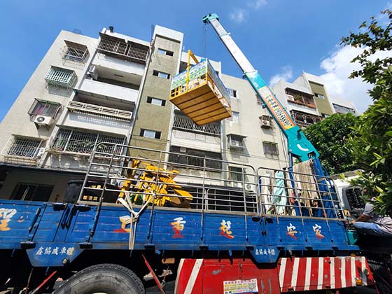 台南市南區吊車