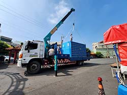 台南市南區吊車