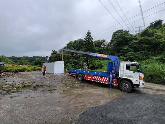 台南吊車