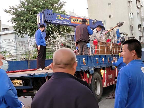 台南市南區吊車