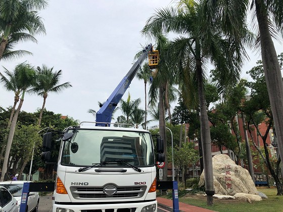 台南市中西區吊車